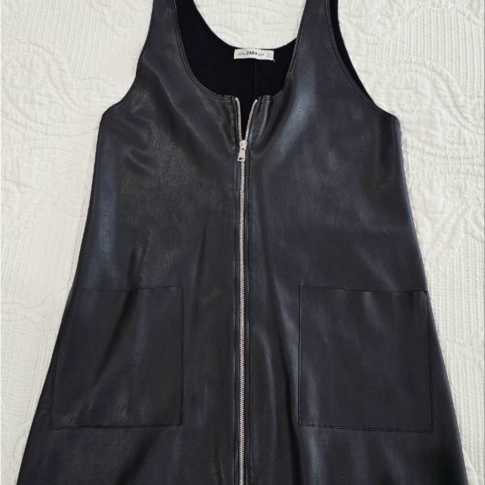 Zara Black Fitted Leather Vest
